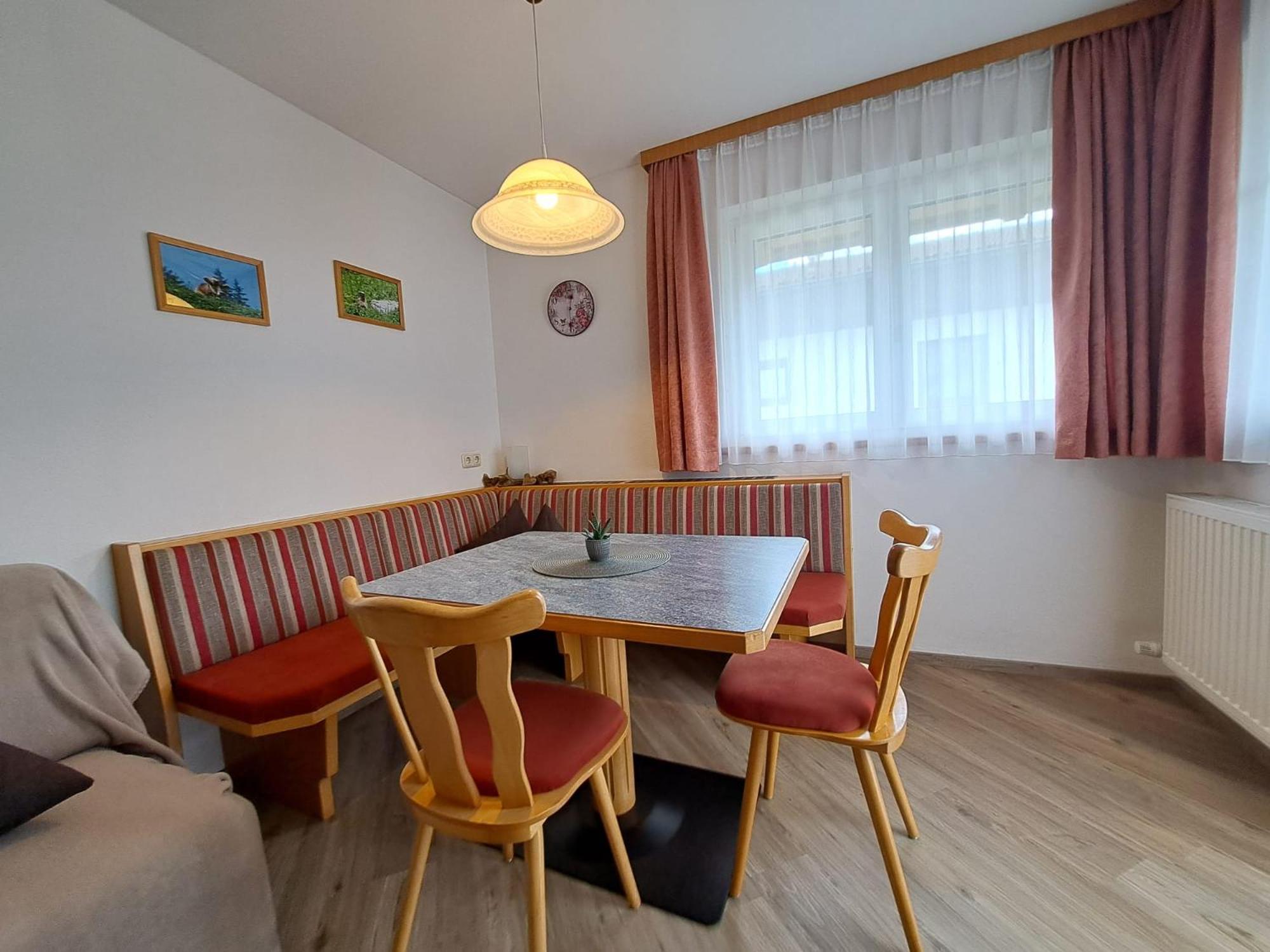 Apart-Alpin Santa Isabel Εξωτερικό φωτογραφία